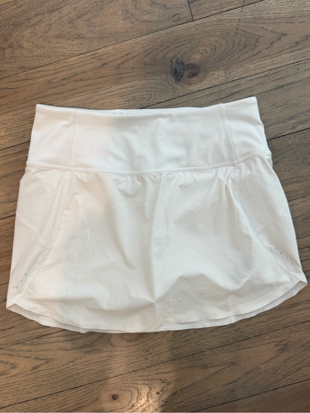White Athleta Skort with Built-In Liner - xs